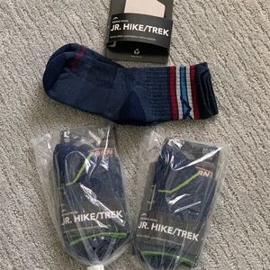 Darn Tough JR Hike/trek merino wool socks Medium